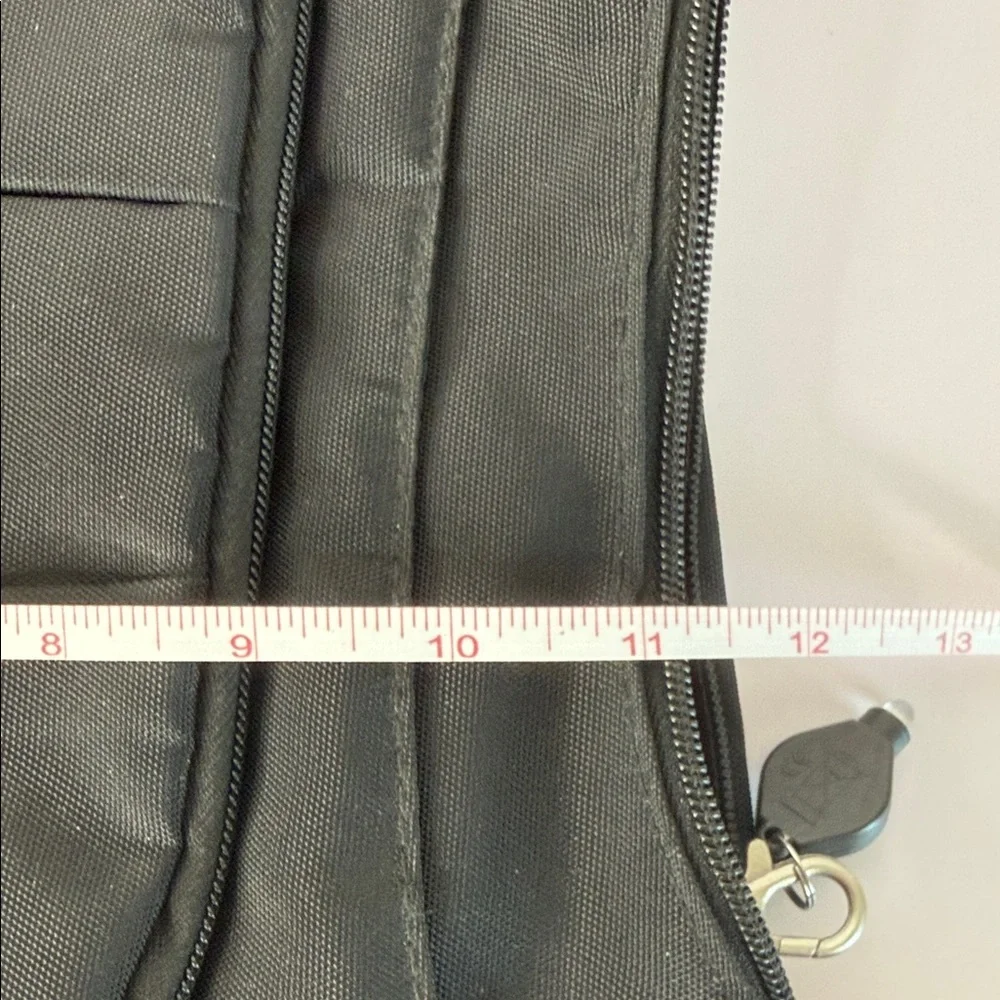 TRAVELON Black Crossbody Shoulder Bag Unisex - Lightweight Everyday Carry - Picture 7 of 8